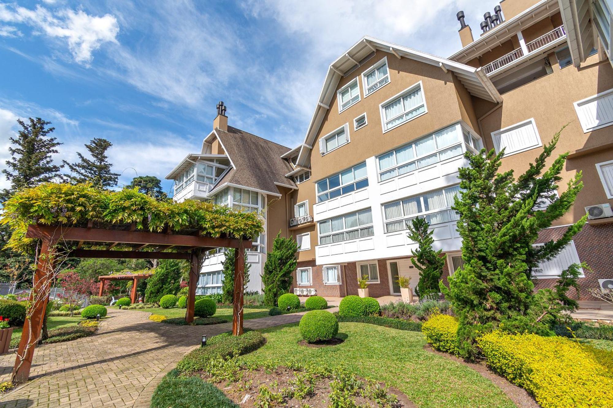 Luxuoso Apartamento Central Para 10 Pessoas Gramado Esterno foto