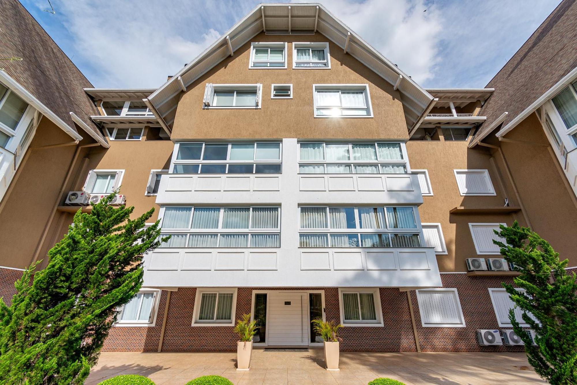 Luxuoso Apartamento Central Para 10 Pessoas Gramado Esterno foto