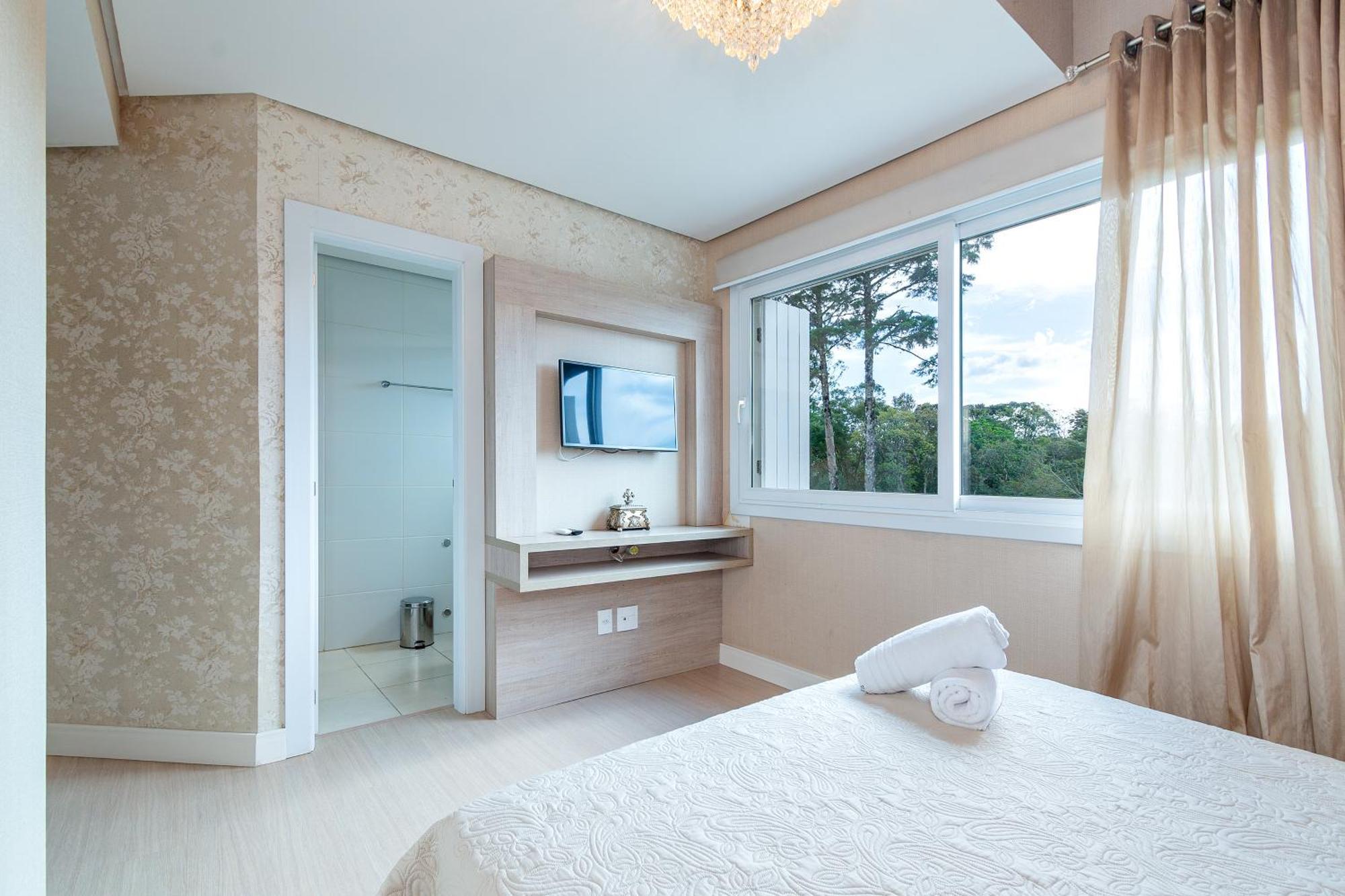 Luxuoso Apartamento Central Para 10 Pessoas Gramado Esterno foto